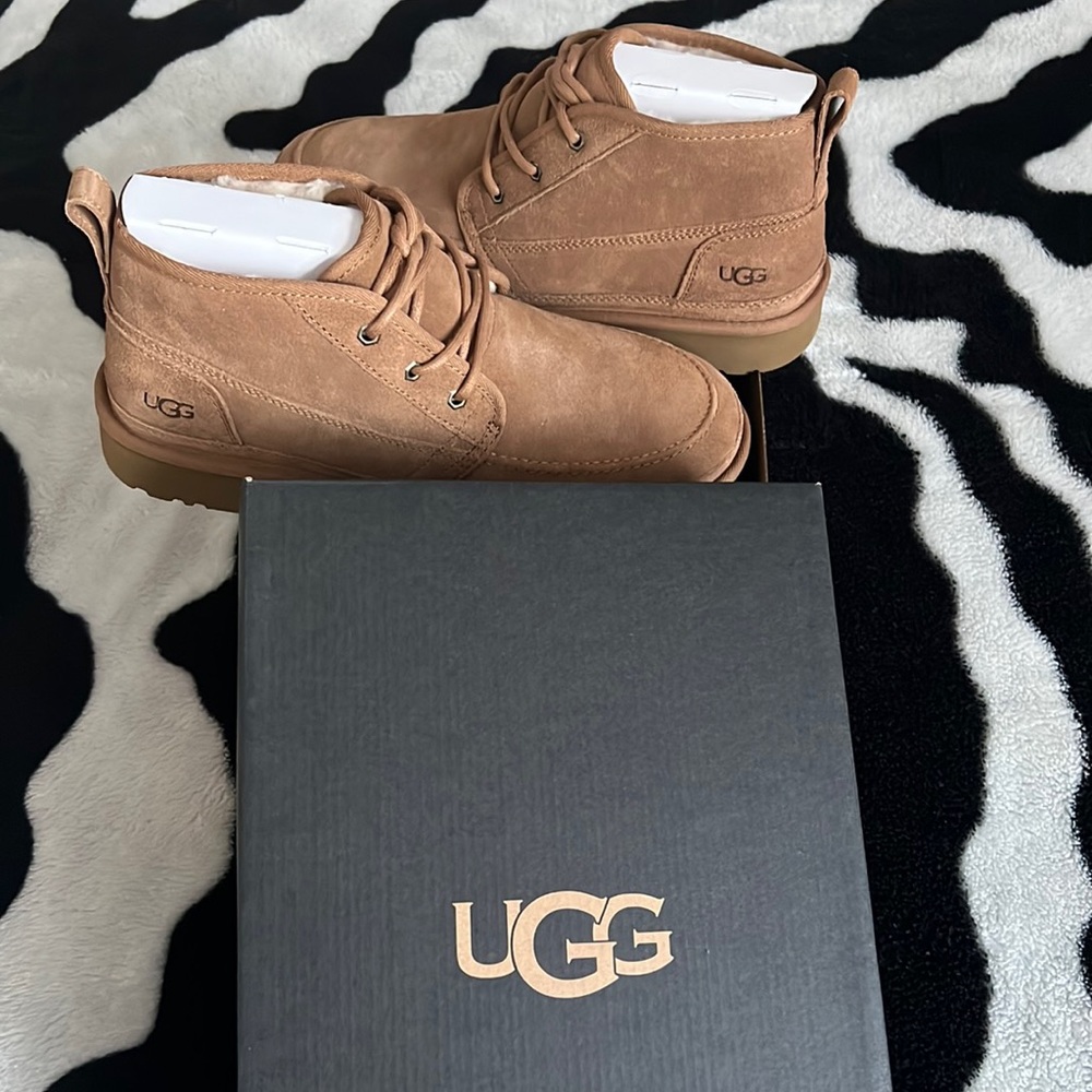 BRAND NEW!!! UGG Neumel Chukka  BOOTS.